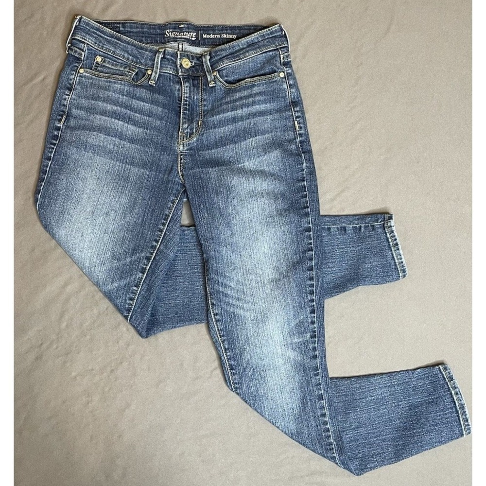 Levis Jeans Womens 4 Small Blue Denim Modern Skinny Signature Dark Wash Mid Rise